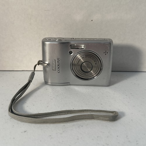 Nikon coolpix l12 1mp - nikon,